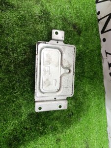 Блок управления CADILLAC ESCALADE OEM 12588923 GMT820 2004