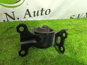 Подушка ДВС (левая) MITSUBISHI DELICA D:5 OEM MN101574 CV5W 2007