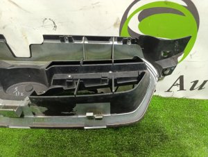 Решетка радиатора SUBARU LEGACY OEM 91121AG040 BPE 2008