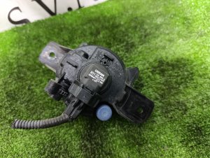 Фара противотуманная передняя, правая NISSAN FUGA OEM 261508990A PY50 2007