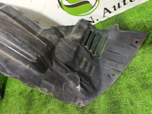 Подкрылок передний правый MITSUBISHI PAJERO OEM 5370A826 V88W 2011