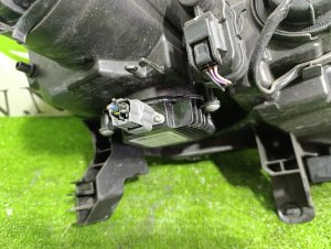 Фара левая NISSAN X-TRAIL OEM 260603UB5A DNT31 2012