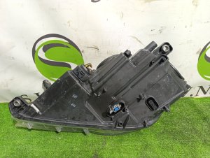 Фара правая VOLKSWAGEN TIGUAN OEM 5N2941032J 5NCCZ 2008