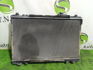 Радиатор основной TOYOTA CROWN MAJESTA OEM 1640050330 UZS187 2004