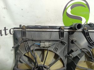 Радиатор охлаждения двигателя HONDA ODYSSEY OEM 19010PGM902 RA6 1999-2001