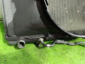 Радиатор основной NISSAN CEDRIC/GLORIA OEM 214604P201 HY33 1997
