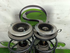 Стойка передняя (пара) BMW 3 SERIES OEM 31316759561, 31316759562 E46 2001