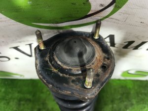 Стойка передняя правая TOYOTA ALTEZZA OEM 4851080144 SXE10 2001