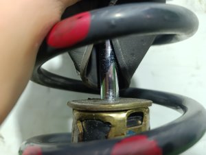 Стойка передняя правая TOYOTA ALTEZZA OEM 4851080144 SXE10 2001