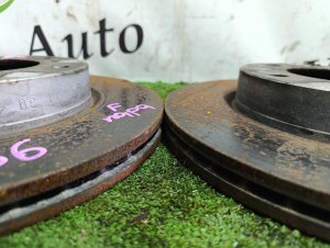 Диск тормозной передний (пара) BMW Z4 OEM 34116864060 E85 2004