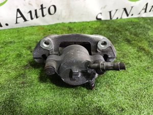 Суппорт передний правый BMW Z4 OEM 34116758114, 34106758104 E85 2004