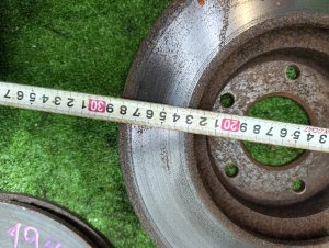 Диск тормозной передний (пара) NISSAN SERENA OEM 402064N000 PC24 2002