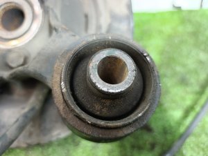 Ступица задняя правая MITSUBISHI PAJERO OEM 3780A011, MR992532 V88W 2011
