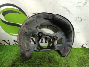 Щиток тормозного диска передний правый TOYOTA CROWN MAJESTA OEM 4778130220 GRS182 2007