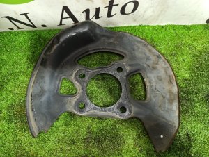 Щиток тормозного диска передний левый TOYOTA CROWN MAJESTA OEM 4778230220 GRS182 2007