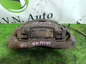 Суппорт передний правый JAGUAR XJ X351 2012