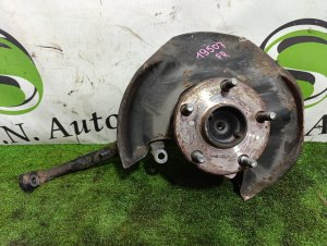 Ступица передняя правая 4350222080, 4321130191 TOYOTA ALTEZZA