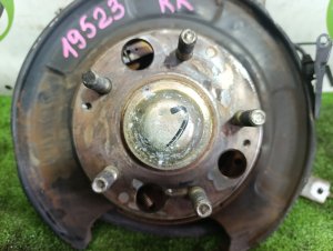 Ступица задняя правая HONDA ODYSSEY OEM 42200SZ3951, 52210S3N000 RA6 2001
