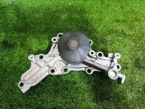 Помпа MITSUBISHI MONTERO SPORT OEM 1300A182 KS 2019