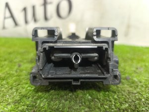 Форсунка омывателя фары правая TOYOTA RAV4 OEM 8520742051 ZSA44L 2013